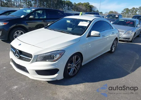 2015 Mercedes-Benz Cla 250 4Matic z USA, uszkodzony, nr VIN WDDSJ4GB1FN218308